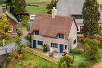 Faller Bausatz H0 131322 Wohnhaus Mit Strohdach Neu In Ovp