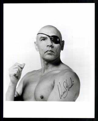 Wes Studi Foto Original Signiert ## BC G 23485