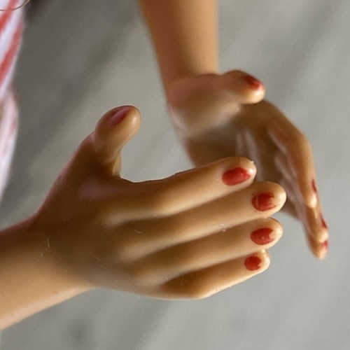 2011 Mattel Barbie Basics Model No. 02 Collection Red Black Label Doll - Picture 5 of 22