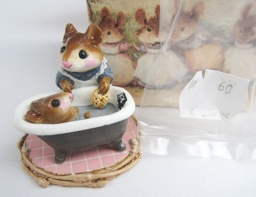 Vintage Wee Forest Folk 1981 Squeaky Clean Baby Mouse in Bathtub M-60 with Box - Picture 8 of 9