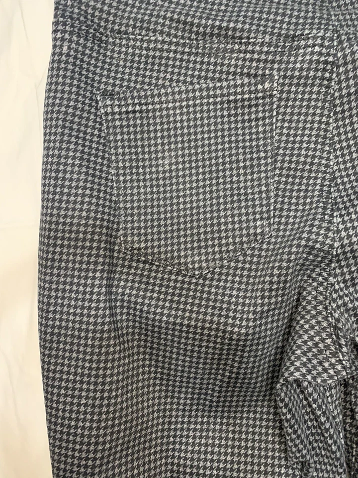 Nine West Womens Size 8 Heidi Pull On Skinny Grey Black Houndstooth Pants - Image 4 of 4
