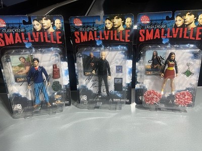Smallville cast signed Tom  Welling, Kristin Kreuk, & Michael Rosenbaum Coa