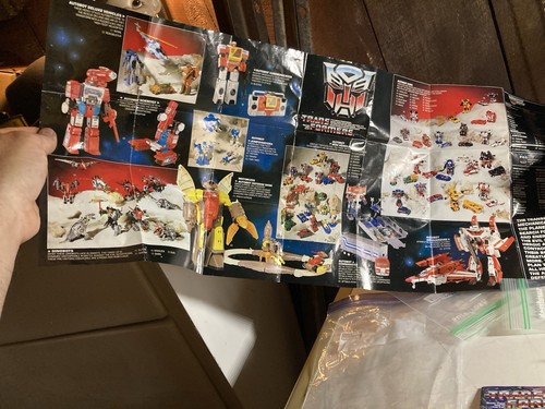 Autobot Jazz Hasbro Transformers G1 1984 de colección con caja original pegatinas sin usar - Imagen 15 de 24