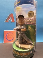 Roberto Alomar Bobblehead and Frank Thomas Statue Stadium Giveaways 2