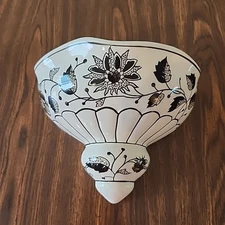 Italian Vintage Wall Pocket Decor Wall Vase Hand Painted Fine Porcelain 8" VGUC