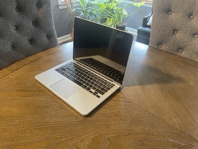 Apple MacBook Pro 2012 i7 8GB 256GB シルバー 13