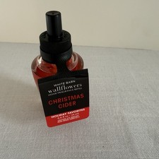 White Barn Wallflowers Christmas Cider Plug-I...