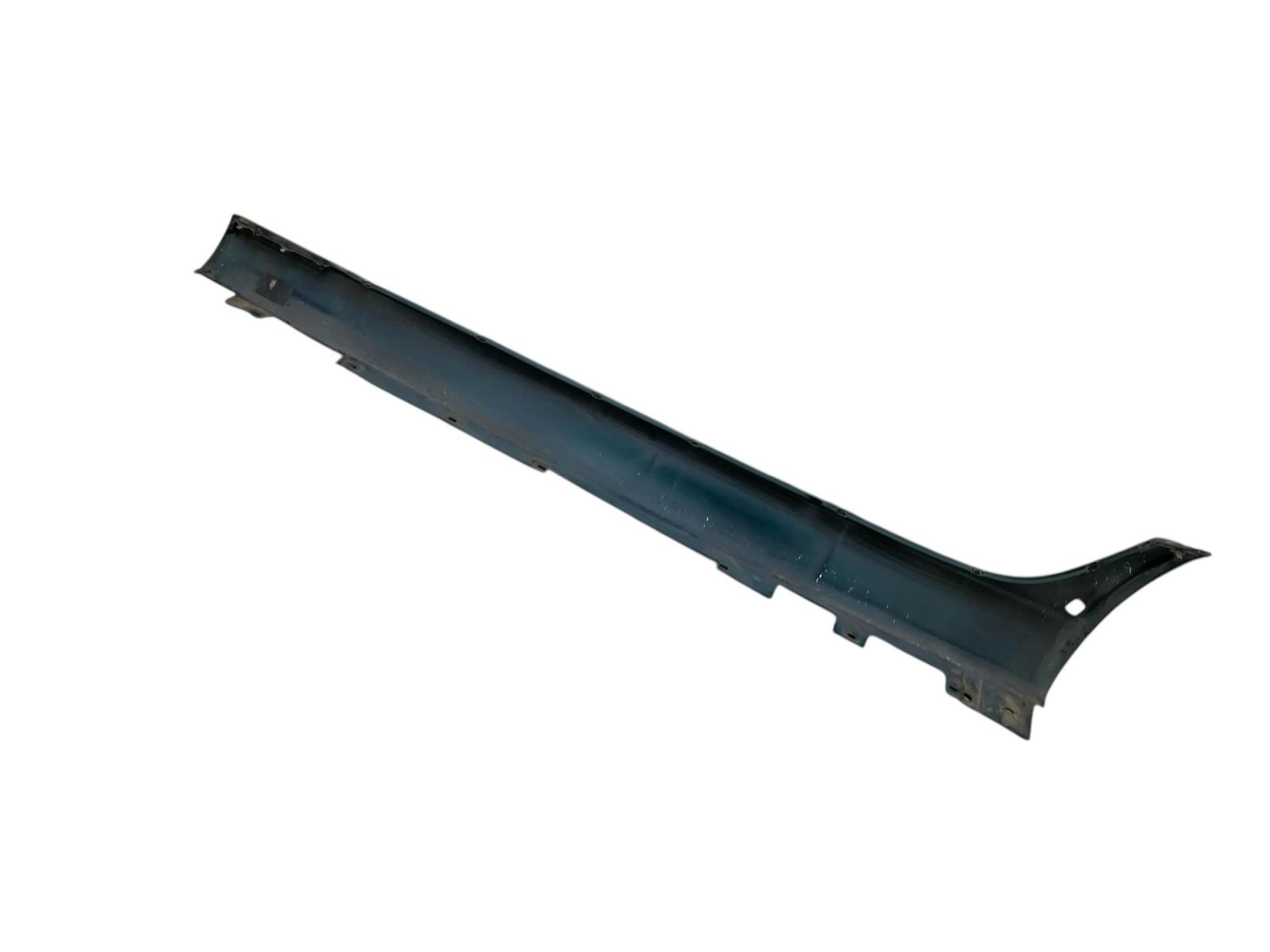 2015 ASTON MARTIN RAPIDE RIGHT PASS SIDE SKIRT ROCKER MOLDING PENTLAND GREEN