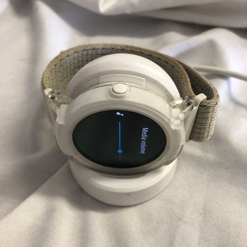 Ticwatch WF12086 Smartwatch / White 42mm - Picture 3 of 4
