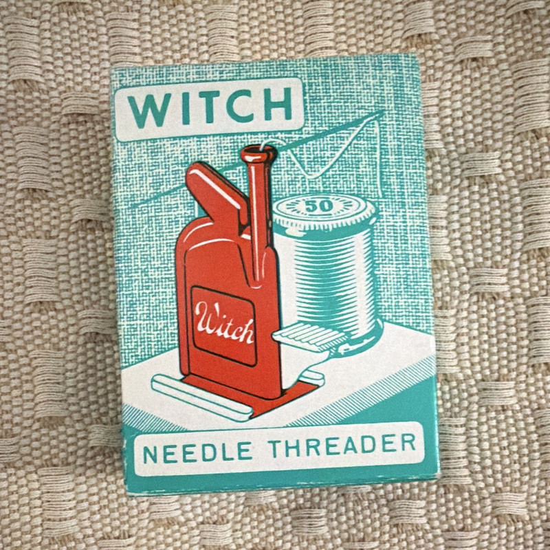 NOS- Mint Unused Vintage 1950s Witch Automatic Needle Threader Sewing Tool