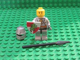 Lego Kingdoms minifigure 7949 Helmet Closed spear shield Lion Knight HH28