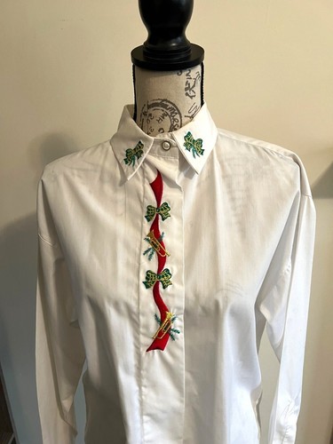 Nutcracker Holiday Embellish Bow Holly Button Down Shirt Blouse Christmas Small - Bild 2 von 10