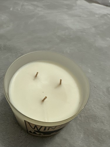 Bath & Body Works WINTER Candle Large 3-Wick Scented 14.5 Oz Size - Picture 2 of 3
