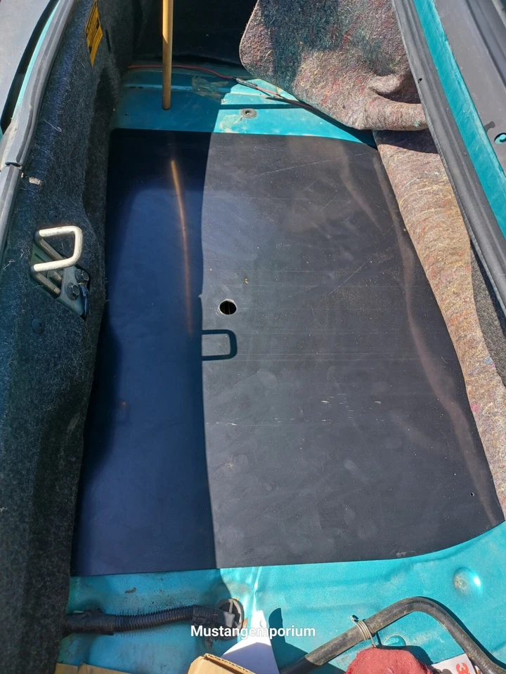 Capa ABS plástico pneu sobressalente 1979-2004 Ford Mustang - Imagem 2 de 4