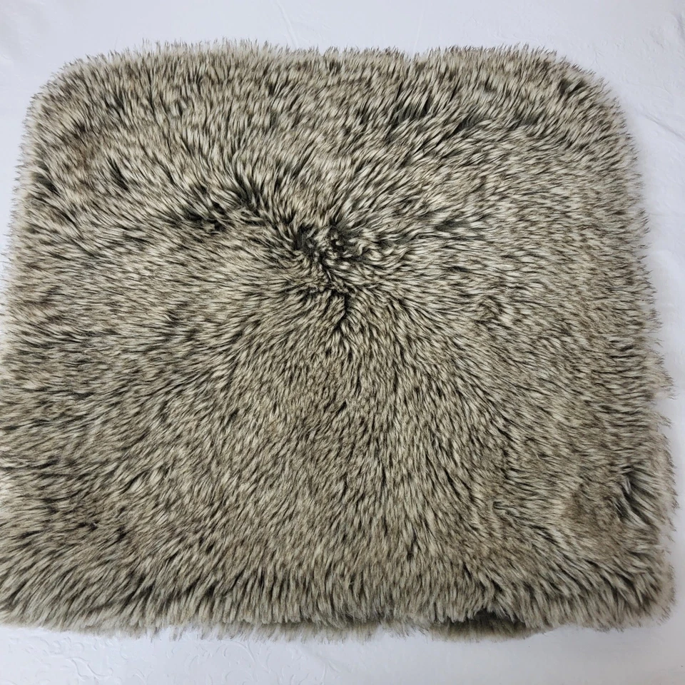 Funda de Almohada Tahari Home Felpa Imitación Piel Boho Chic Beige Marrón Felpa Suave 18x18 Foto 2 de 4