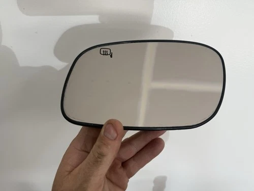 1998-2011 Lincoln Town Car Driver Side Left Heated Mirror Glass OEM 1405567 Used