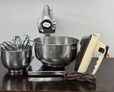 Vintage Sunbeam Mixmaster 12 Speed Mixer, Chrome w/2 Bowls & 4 Beaters