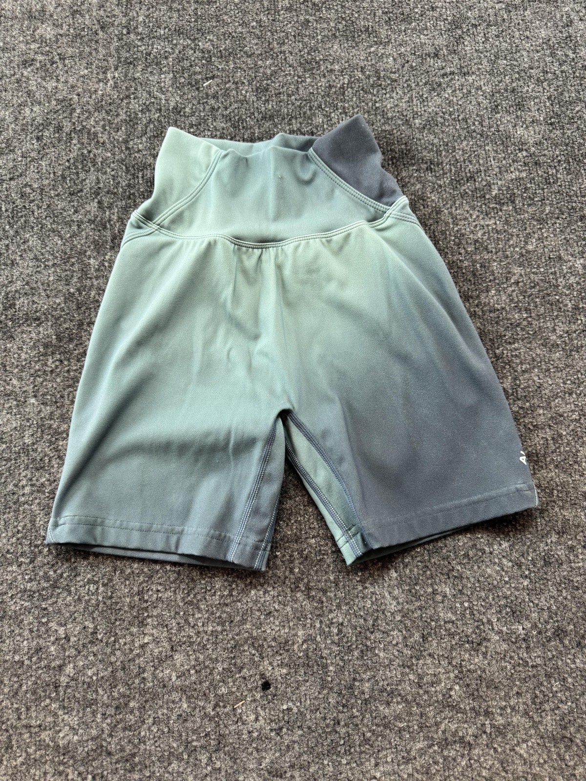 Alphalete Biker Shorts Womens XS Green High Waist 5 Inseam Athletic Gym Training-image