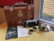 Stereo Realist 35mm Film Camera with Flash  Filters  Manual in Original Case