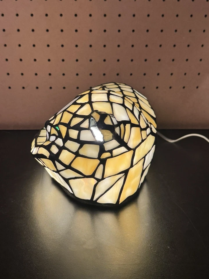 Vintage 1998 Tiffany Style CAT Lamp Stained Glass Decorative Night Light - Image 3 of 4