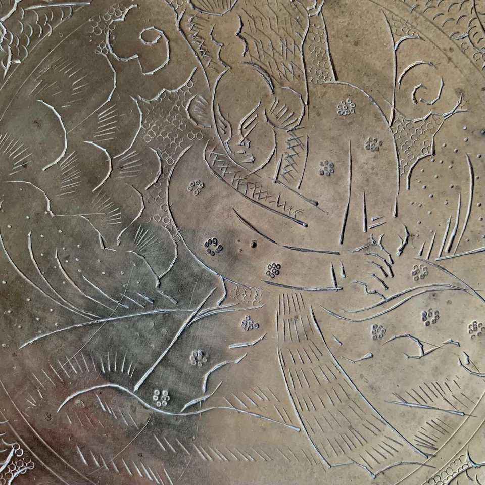 "Cuenco de dragón con patas chinas de latón grabado con borde festoneado-12""" Foto 3 de 4