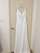 Brand New Wedding Dress AU 12 Ivory   Unworn Unaltered Bridal Gown RRP 2200