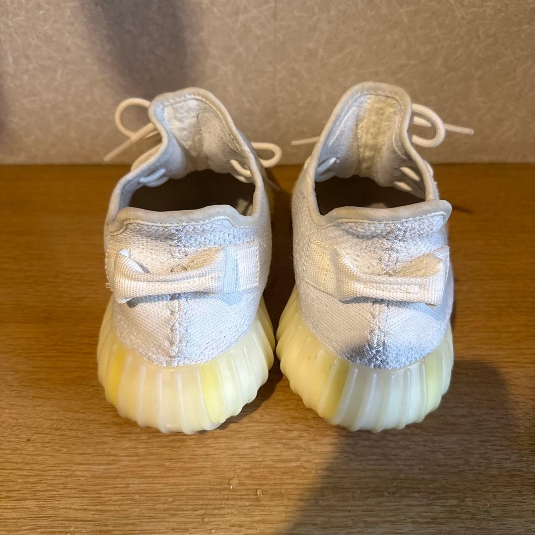 Yeezy Boost 350 V2 White/Yellow Knit Sneakers Used thumbnail 3