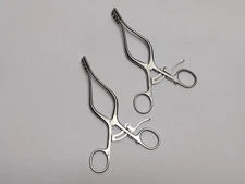 2 pcs. AESCULAP BV068R Weitlaner Retractor (USED).