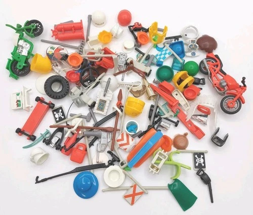 VINTAGE PLAYMOBIL PARTS LOT MOTORCYCLES, HELMETS, ACCESSORIES B7