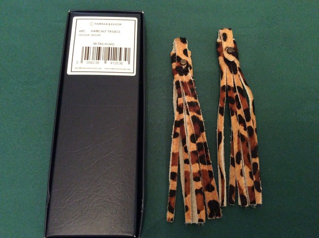 Favor Jaguar Haircalf Boot Tassels 