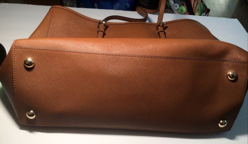 Borsa a tracolla Michael Kors in pelle marrone cognac-caramello usata in ottime condizioni - Foto 9 di 13