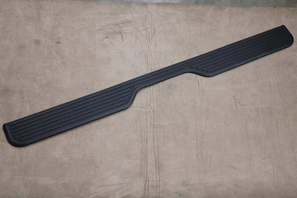 Tapa parachoques trasero 94-03 Dodge Ram Van 1500-3500 55076396 MOPAR OEM Foto 4 de 4