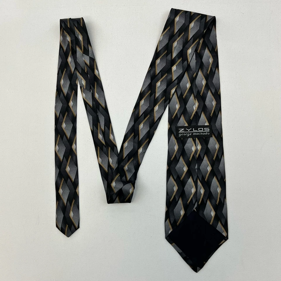 Gravata masculina Zylos George Machado cinza dourada geométrica 100% seda amarrada clássica - Imagem 3 de 4
