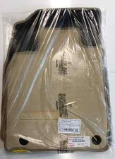 LEXUS OEM FACTORY CARPET FLOOR MAT SET 2013-2015 ES350 / ES300H ( IVORY )