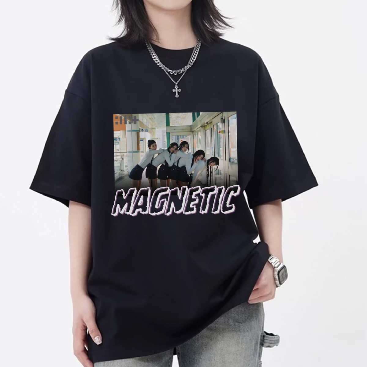 I'LL-IT Super Real Me T-shirt Super Real Me Album ILLIT Merch