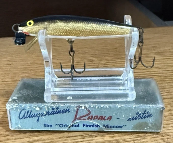 Lot De 8 Leures De Pêche Vintage Rapala - Neufs - Fabriqués En Finlande
