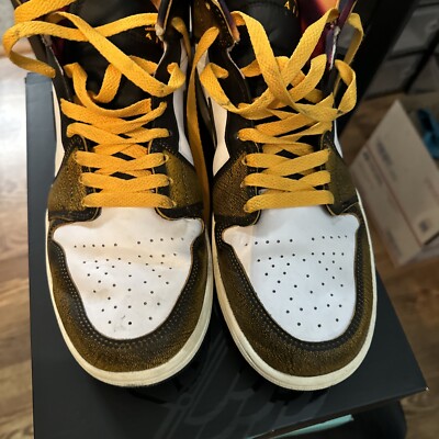 Nike Air Jordan 1 Mid SE Black Taxi White Sail Wear Away Size 11 