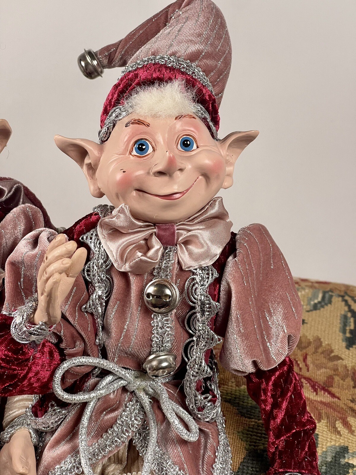 2 PC ROBERT STANLEY HOME COLLECTION Christmas Elves Poseable Pink Red