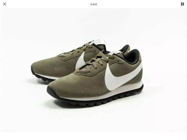 green nike ladies trainers