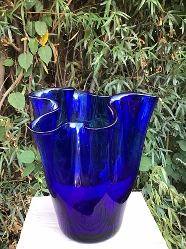 Kobalt tief königsblau mundgeblasene Kunstglas Taschentuch Vase 8" Portugal