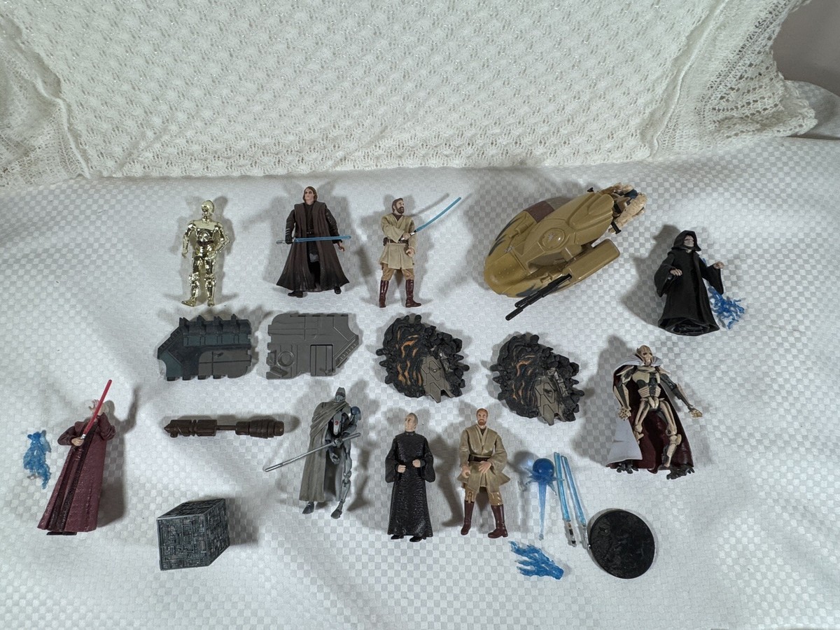Vintage 2000s Toy Collectible Star Wars Figures Weapons Vehicle