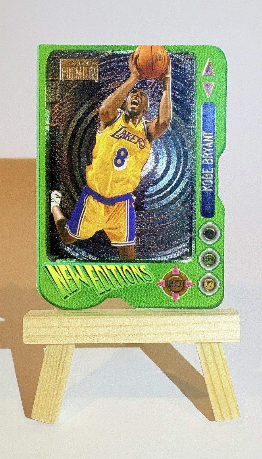 SkyBox Premium New Editions Kobe Bryant Los Angeles Lakers #3 Insert 1996-97