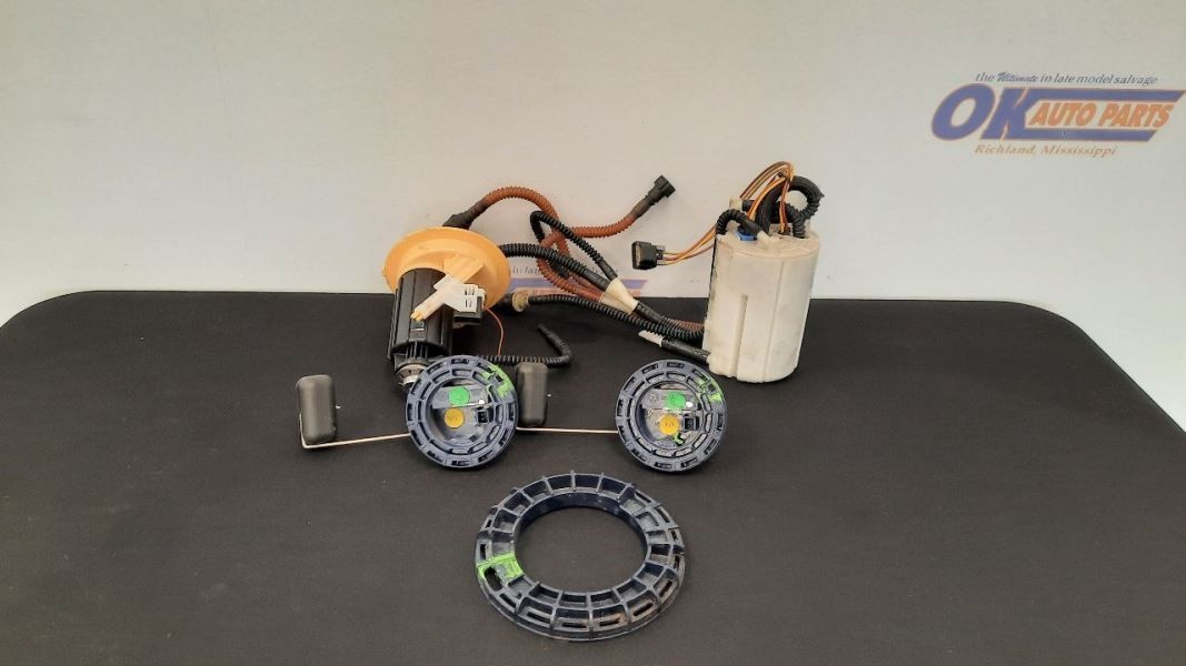 Ferrari California 2012 Fuel pumps Set