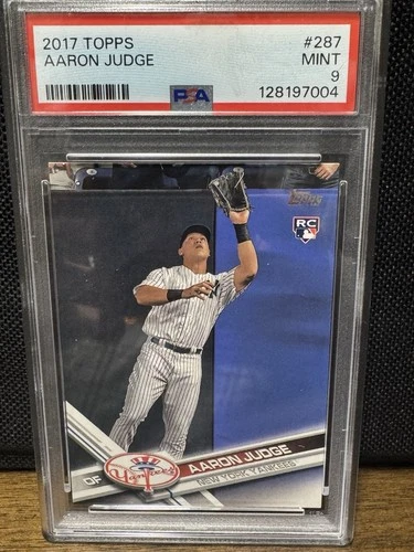 2017 Topps Aaron Judge #287 Fielding (RC) PSA 9 New York Yankees