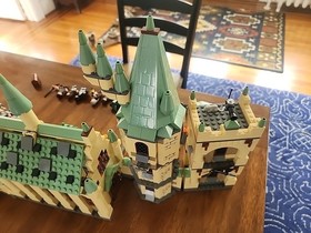 LEGO Harry Potter: Hogwarts Castle 4842 + Knights BUS 4866 Minifigures