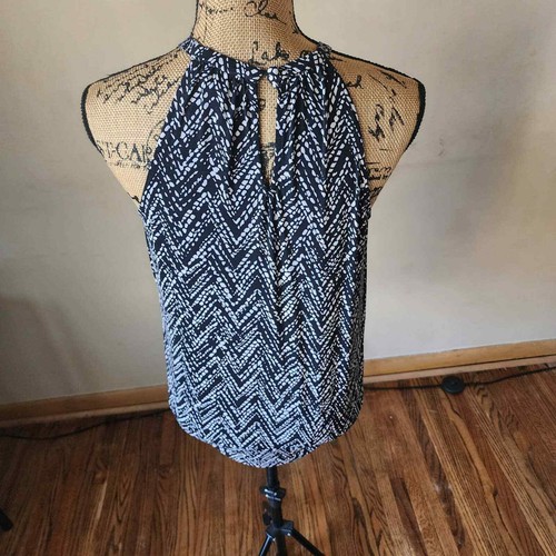 White House Black Market Black Geometric Sleeveless Tank Top Blouse Size XS - Picture 4 of 9