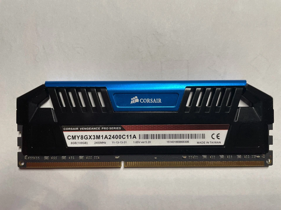 CORSAIR Vengeance Pro 8GB DDR3 Desktop RAM 240 Pin 2400 MHz - Image 2 of 2
