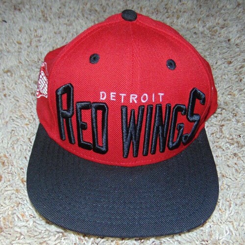 Mens Hat Detroit Red Wings NHL New Era 9Fifty Red Black Flat Bill Snapback Wool