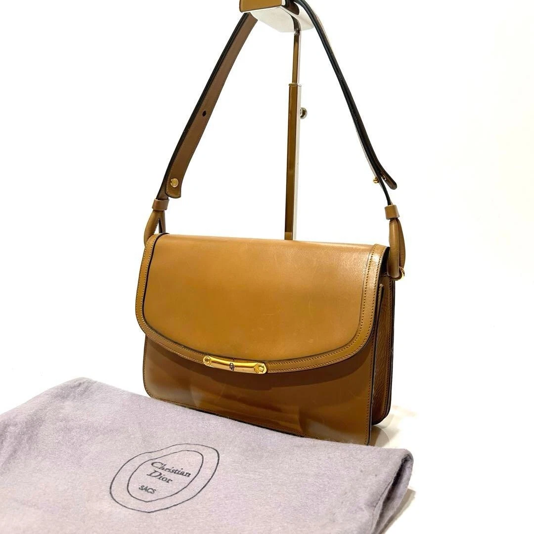 Sac à main Christian Dior vintage cuir quincaillerie dorée marron clair 202412M