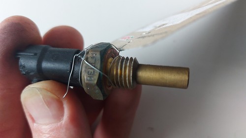 Sensor Kühlmitteltemperatur für Opel Suzuki Saab Lancia Agila B + Corsa D 02->